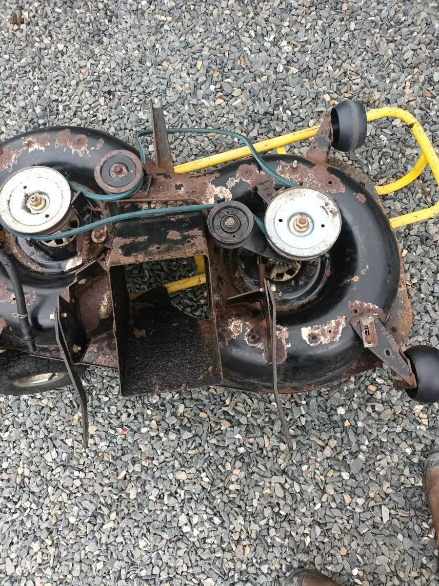 TC142 Husqvarna Deck Complete - Image 2