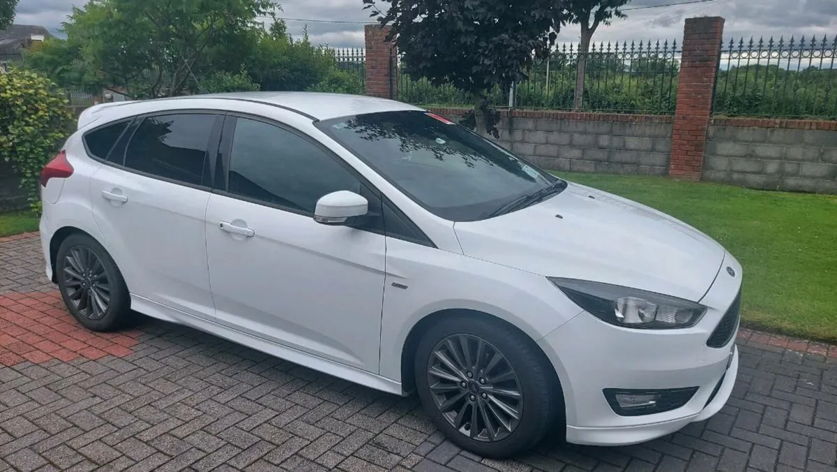 FORD FOCUS ST LINE 1.5TD 120PS 2017 - Image 1
