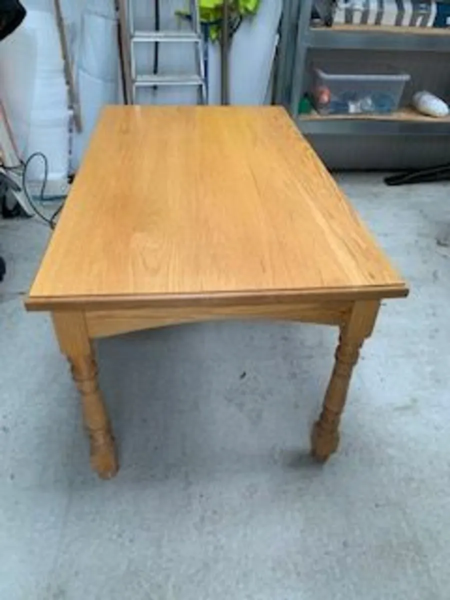 Solid Red Oak Table & 6 Chairs - Image 3