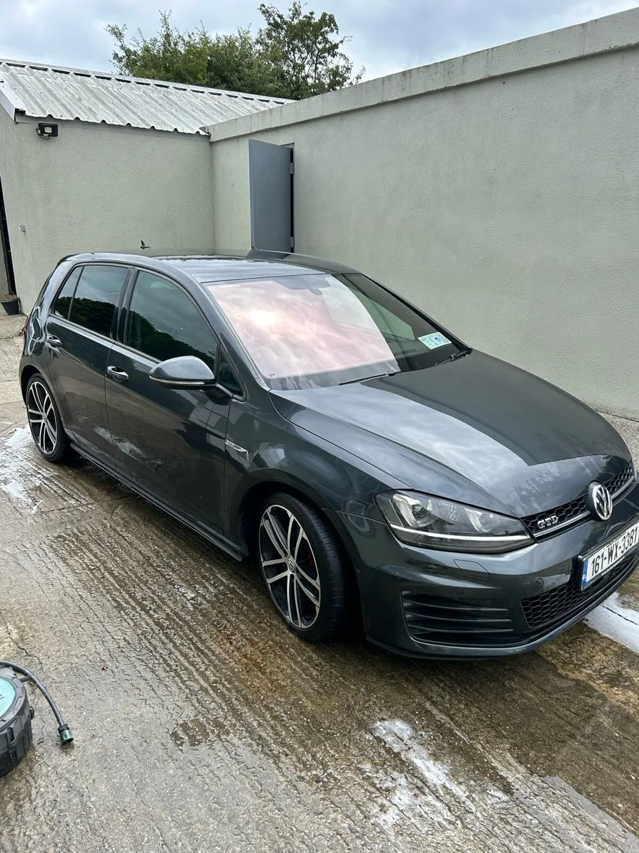 Volkswagen Golf GTD - Image 2