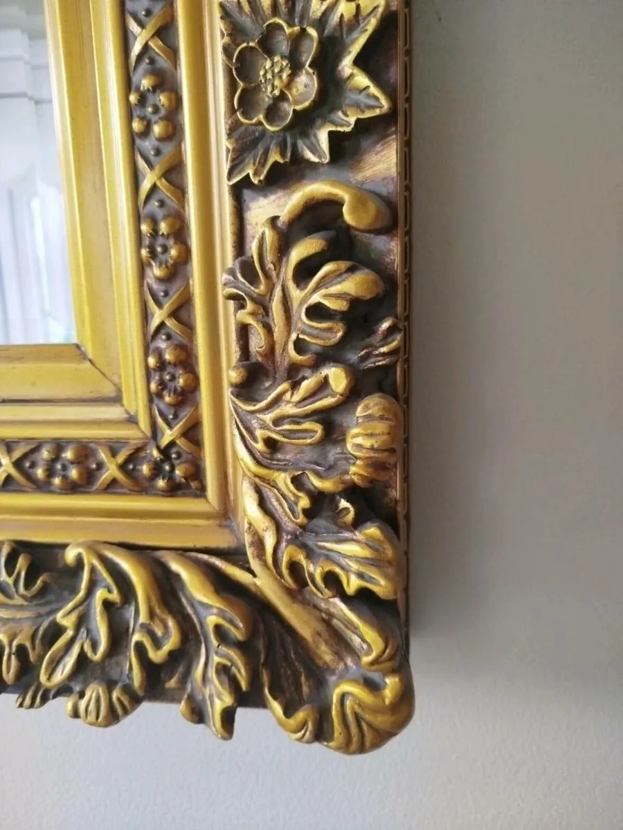 Ornate gold mirror - Image 4