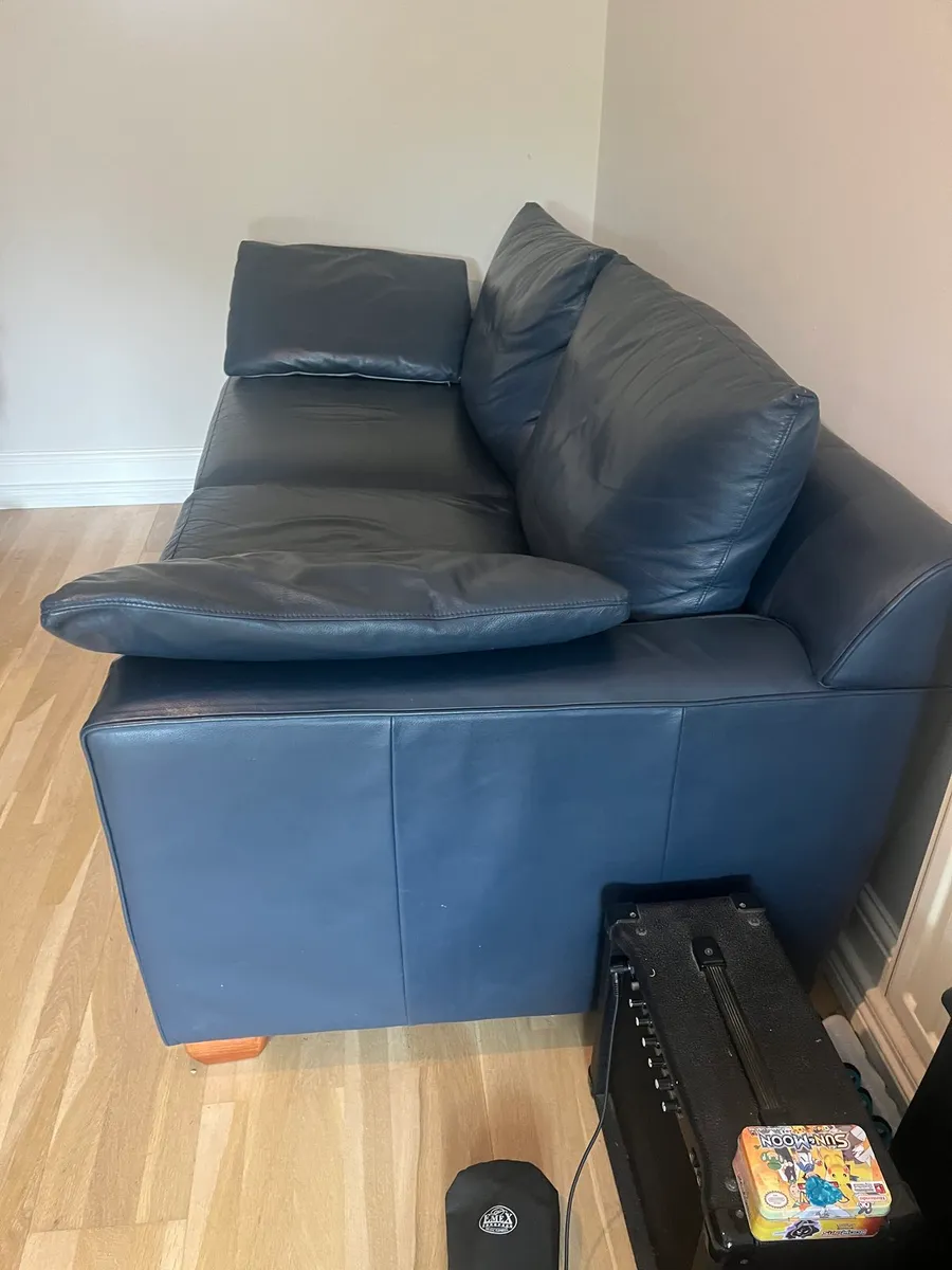 Sofa - Image 2