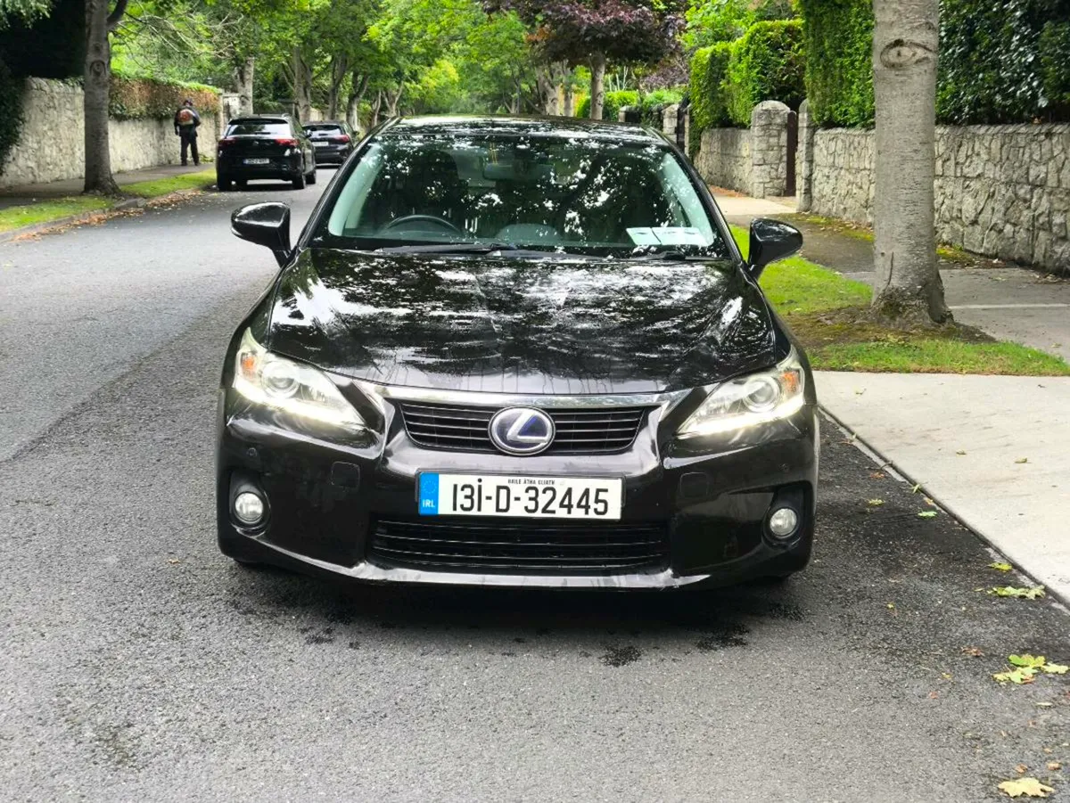 2013 LEXUS CT200H  S DESIGN - Image 2
