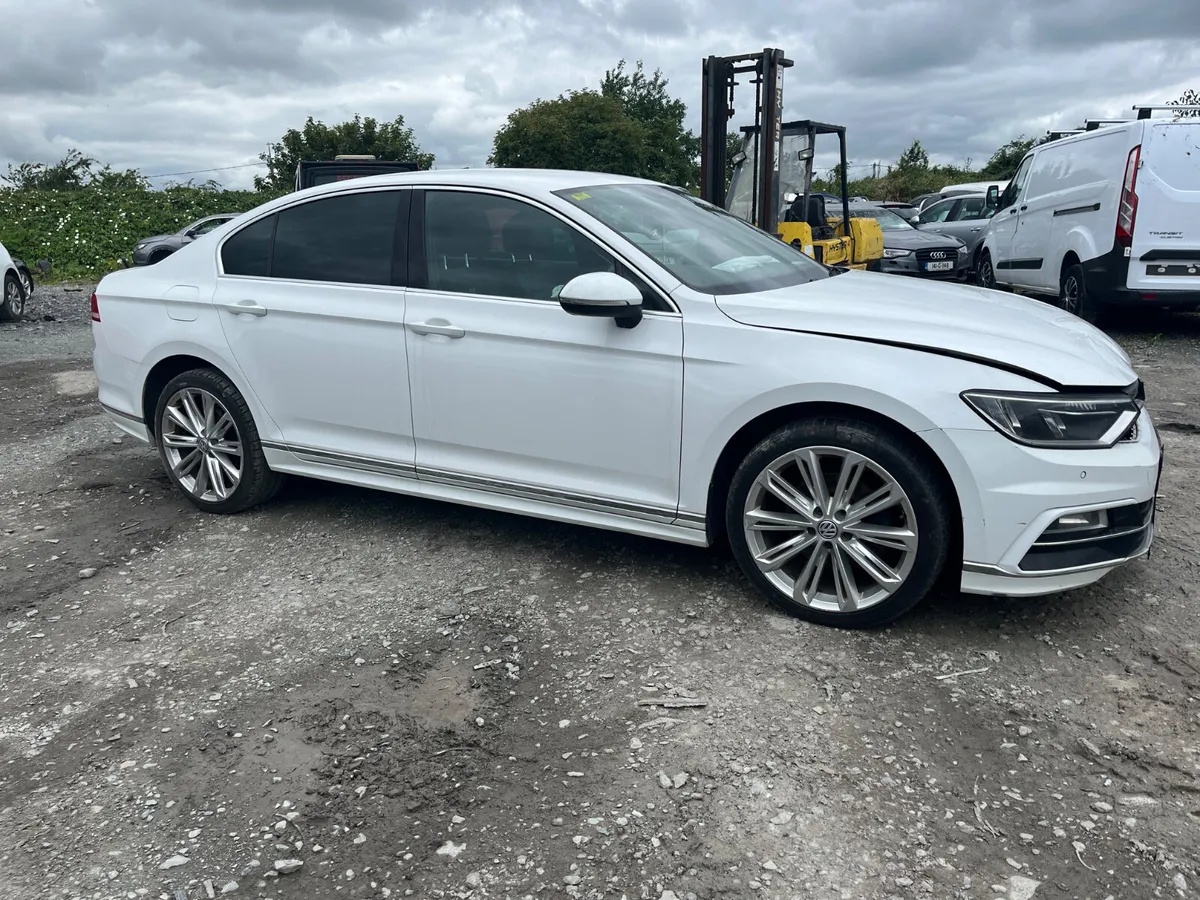 15 Passat 2.0 Tdi R line - Image 4
