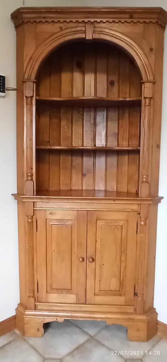 Kitchen Dresser corner unit