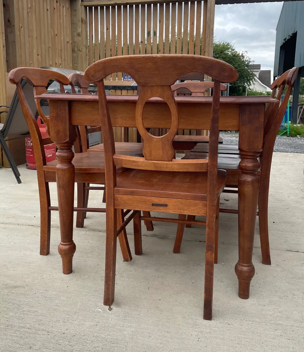 Dining Setting - Image 2