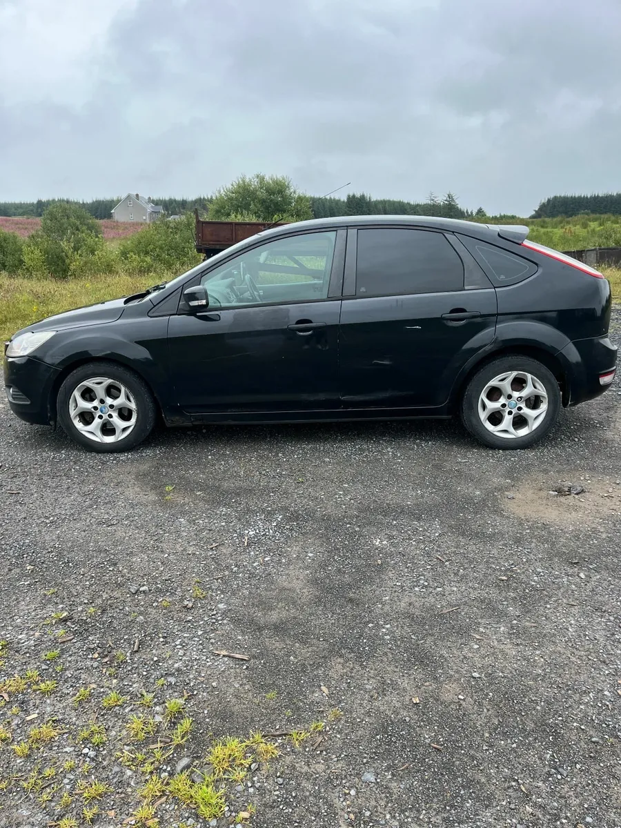 Ford Focus 1.6 Tdci Sport 108BHP 5DR - Image 4