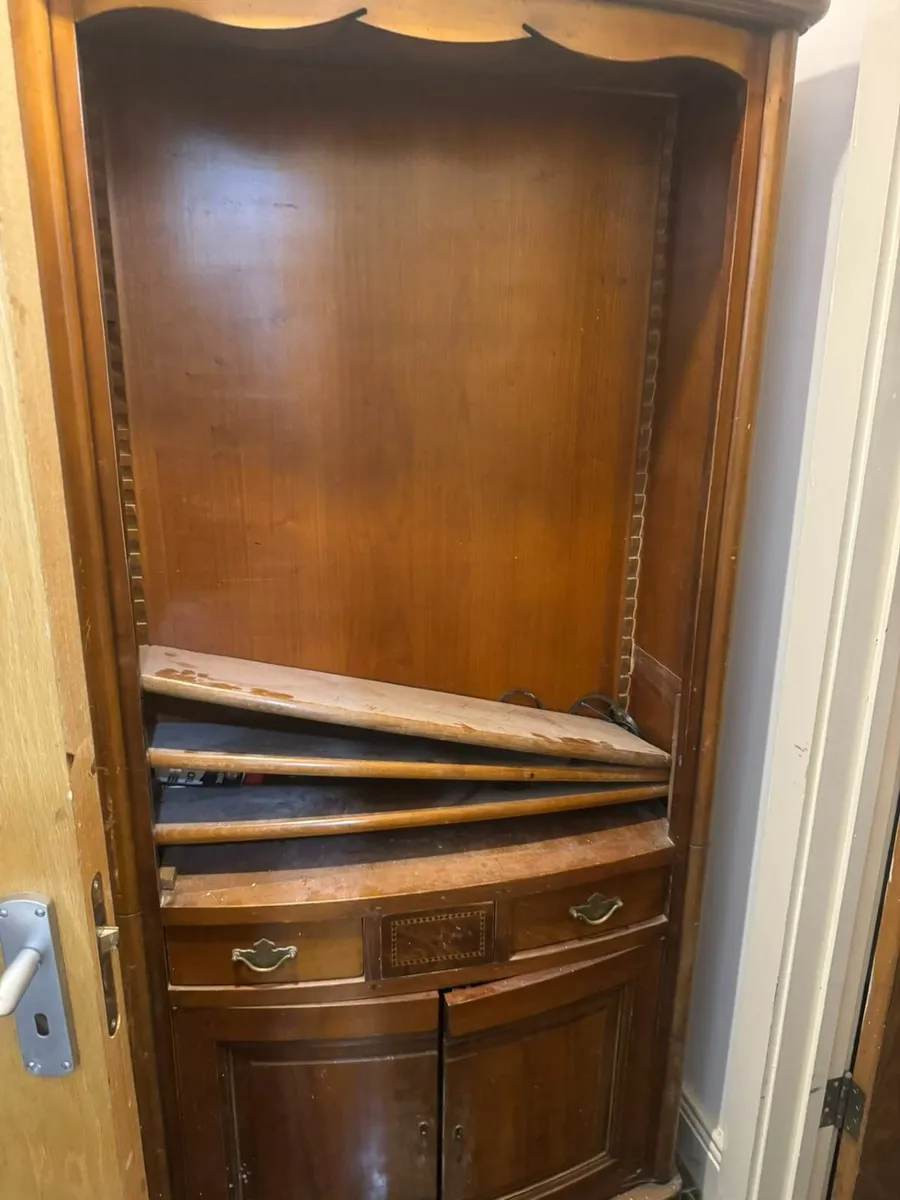 Free Cabinet