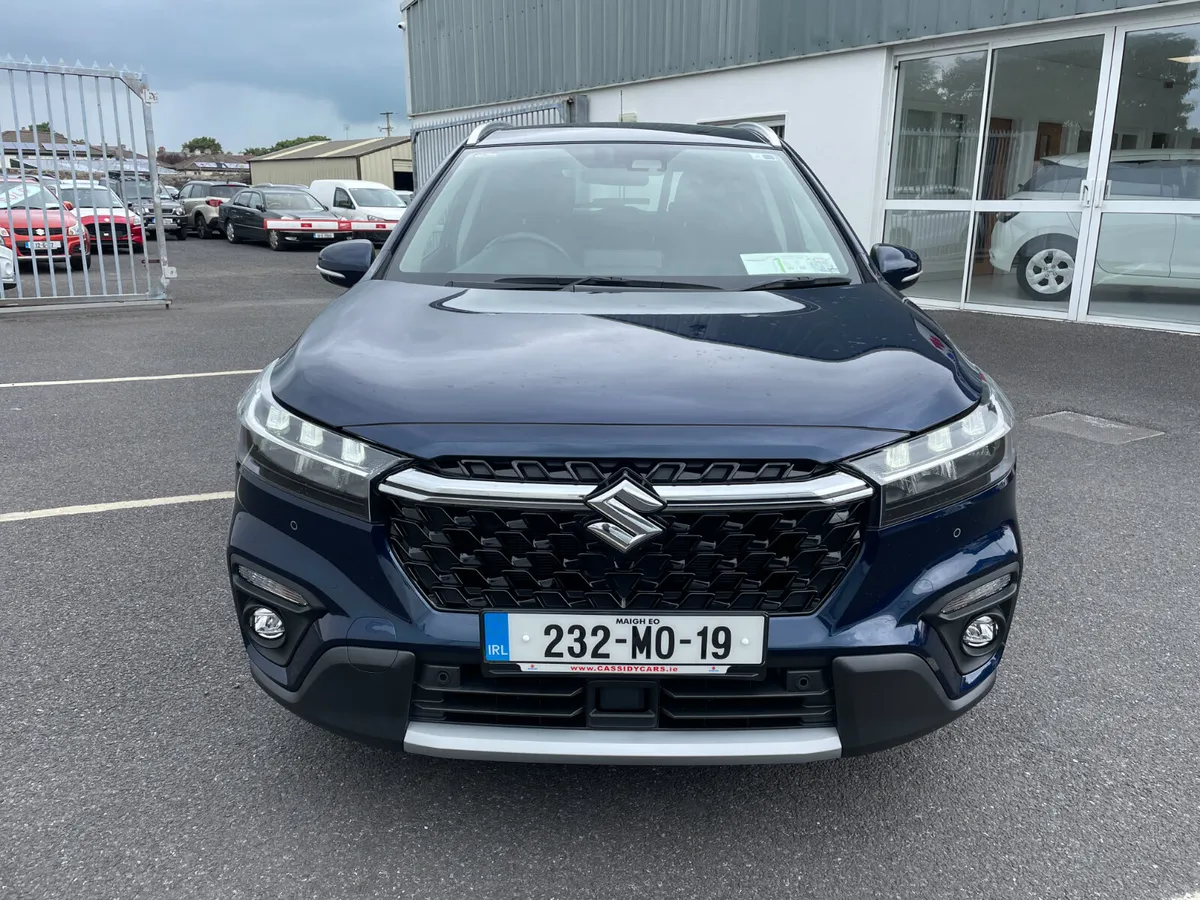 Suzuki S-Cross HEV AUTO - Image 2