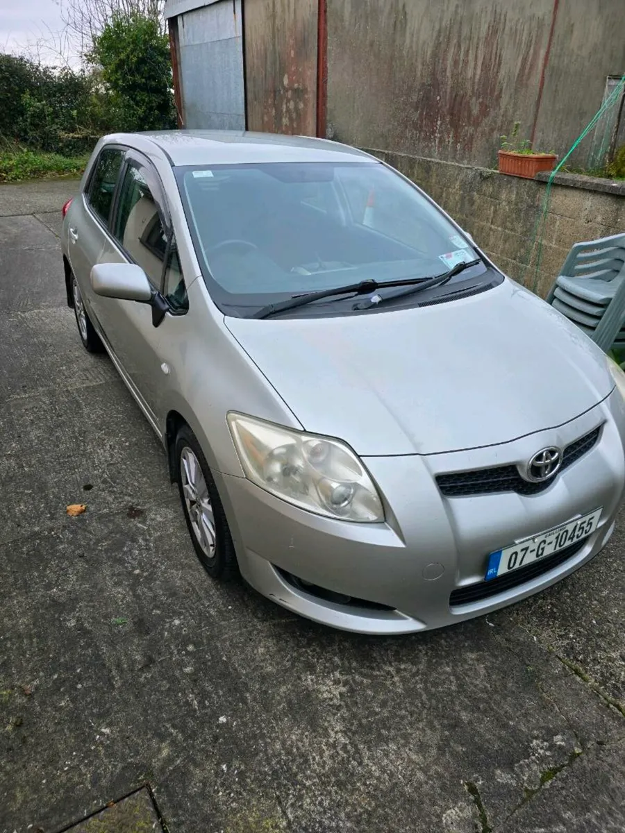Toyota Auris 1.4L Petrol - Image 2