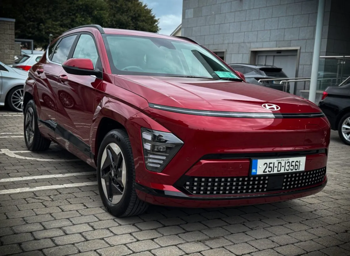Hyundai Kona Kona EV Elegance 65kwh  Low Mileage - Image 1
