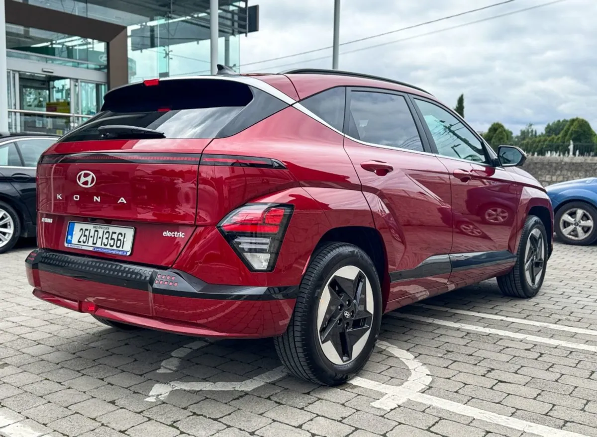 Hyundai Kona Kona EV Elegance 65kwh  Low Mileage - Image 2