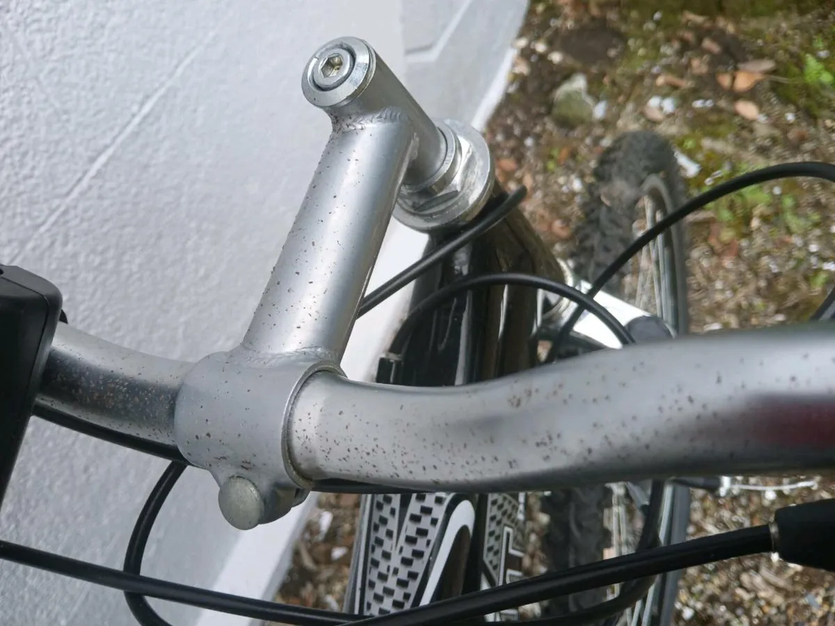 Saxson Blackout Duel Activated Bicycle - Image 3