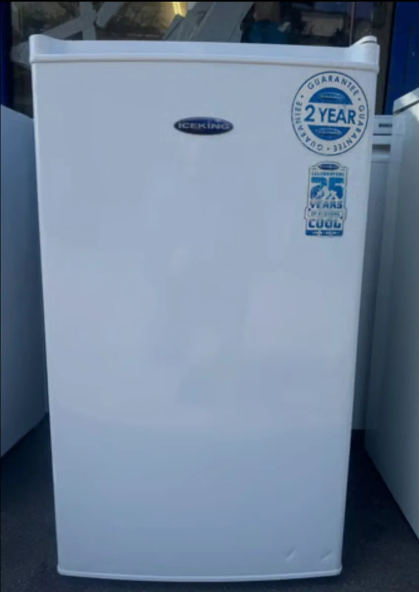 Undercounter,  Fridge freeze - Image 1