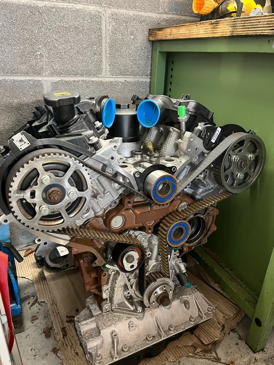 Jaguar Land Rover 3.0v6 engine - Image 1