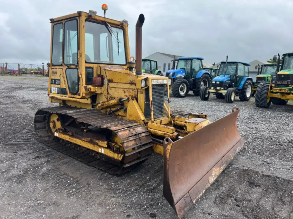 1984 Caterpillar D3C Series 2 Dozer For Auction - Image 1