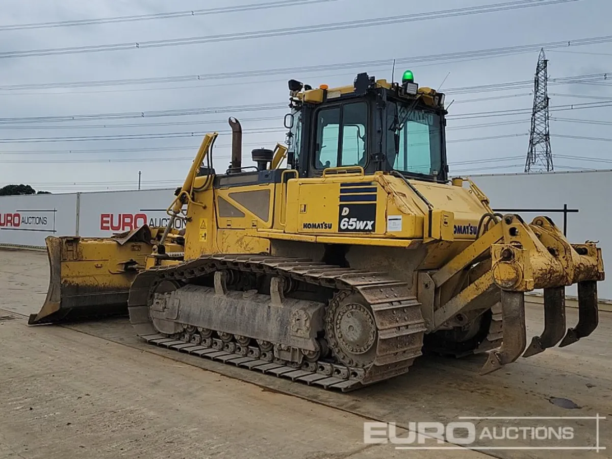 2013 Komatsu D65WX-17 - Image 4