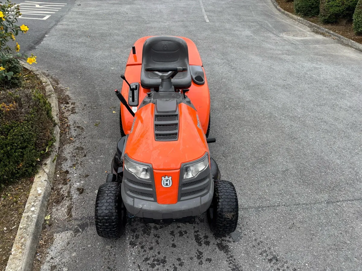 Husqvarna Ride-On Mower - Image 4