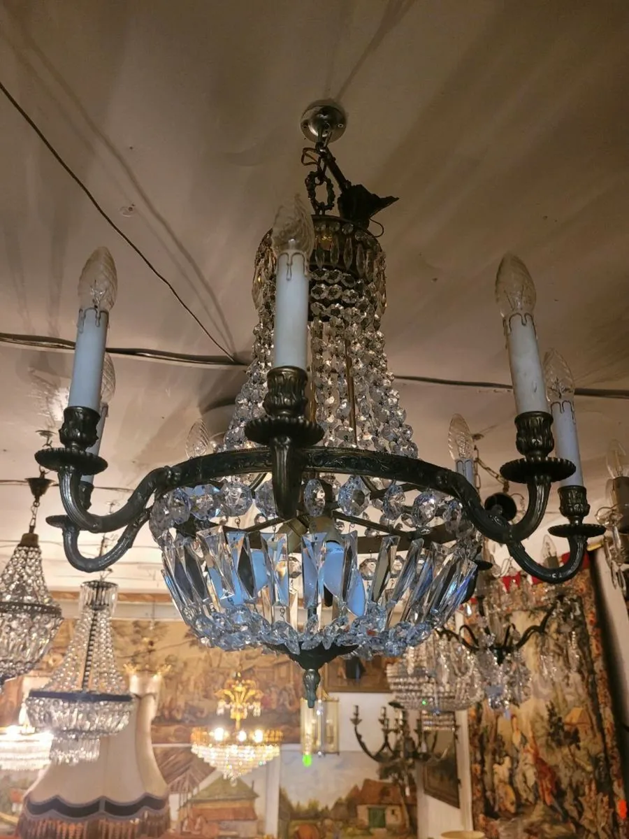 Large French crystal chandalier