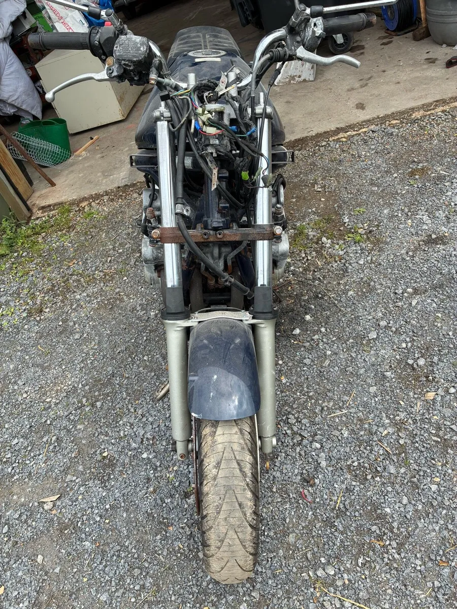 XJ 900 Diversion - Image 2