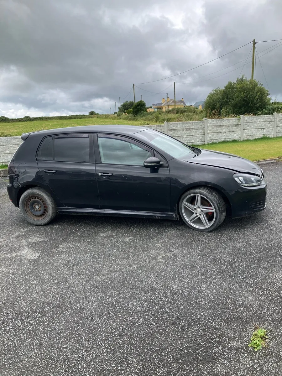 3 VW  Golfs - Image 2