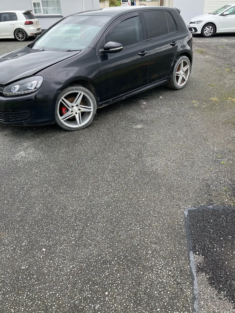 3 VW  Golfs - Image 4