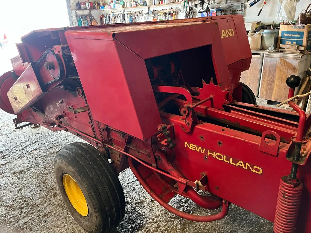 New Holland 276 - Image 2