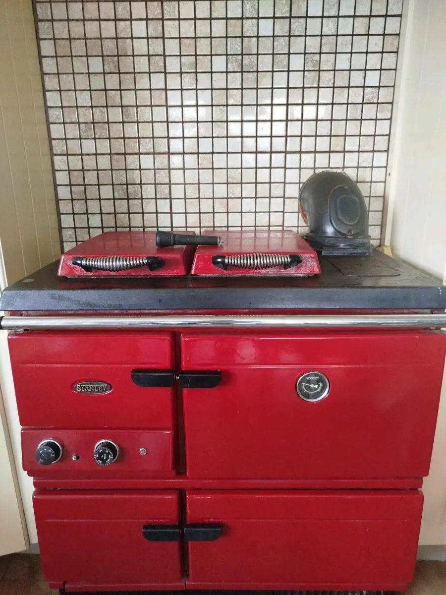 Stanley stove oil fired - Image 2