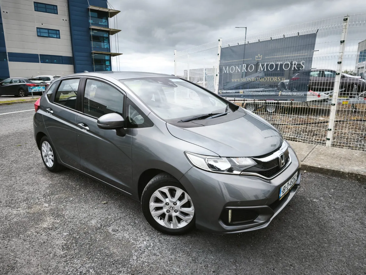 HONDA JAZZ 1.3 i-VTEC SE, NCT 01/06/2026 - Image 3