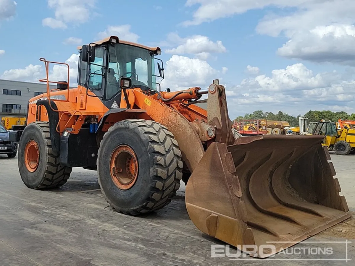 2016 Doosan DL420-3 - Image 3