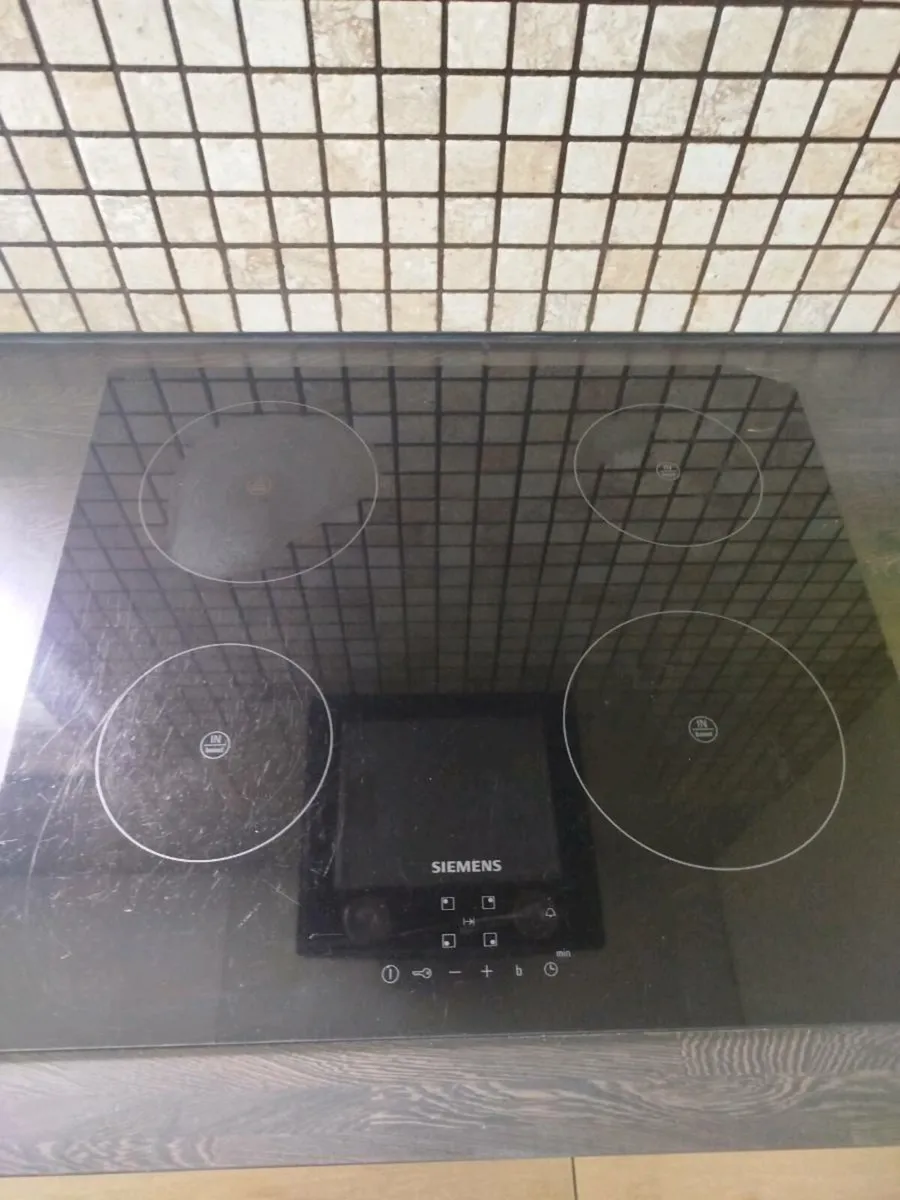 Siemens induction hob - Image 1