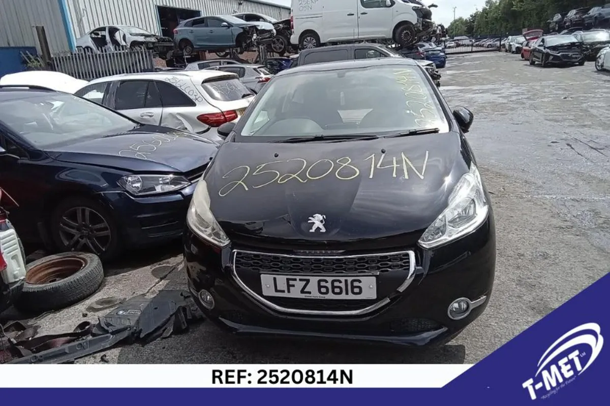 2012 PEUGEOT 208 BREAKING FOR PARTS - Image 2