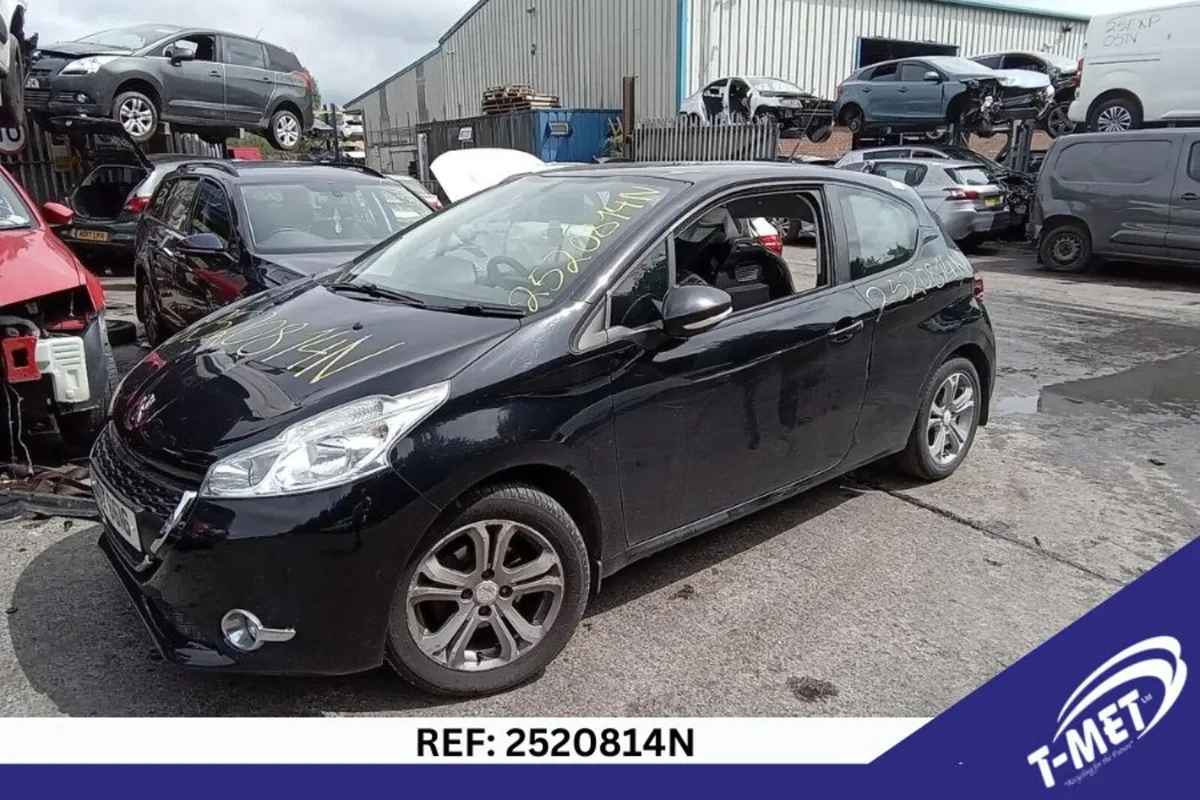 2012 PEUGEOT 208 BREAKING FOR PARTS - Image 3