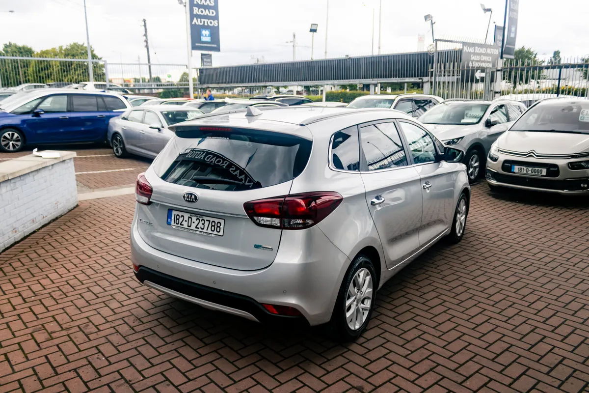 KIA CARENS 1.7 CRDI CARENS 2 7 SEATER 5DR AUTOMATI - Image 4