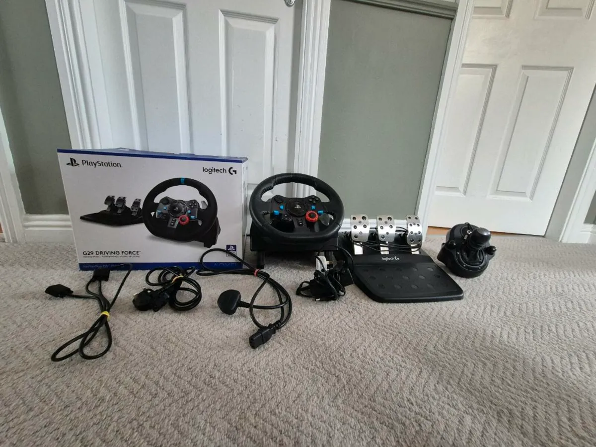 PlayStation logitech g29 driving steering wheel - Image 1