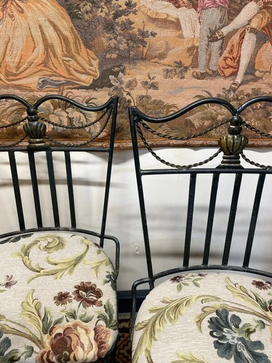 Very Good Set of Four Wrought Iron Garden Chairs. - Image 2