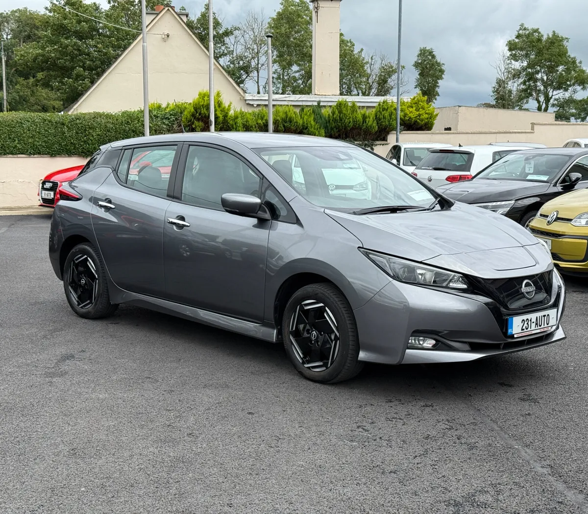 232 NISSAN LEAF ACENTA 40kWh * REVERSE CAM * - Image 2