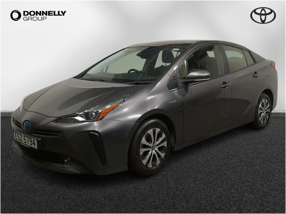 Toyota Prius Hatchback Active - Image 3