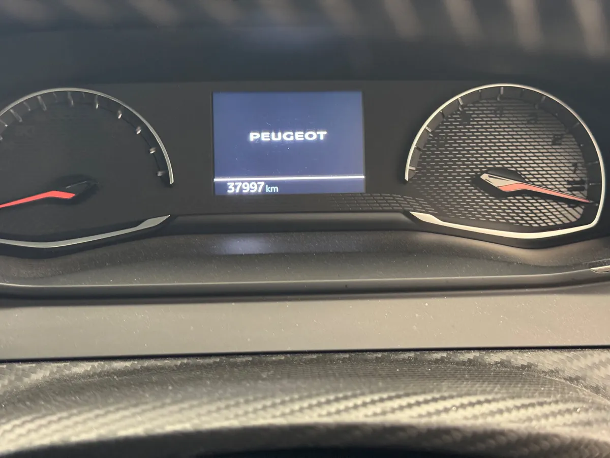 Peugeot 208 2020 - Image 3