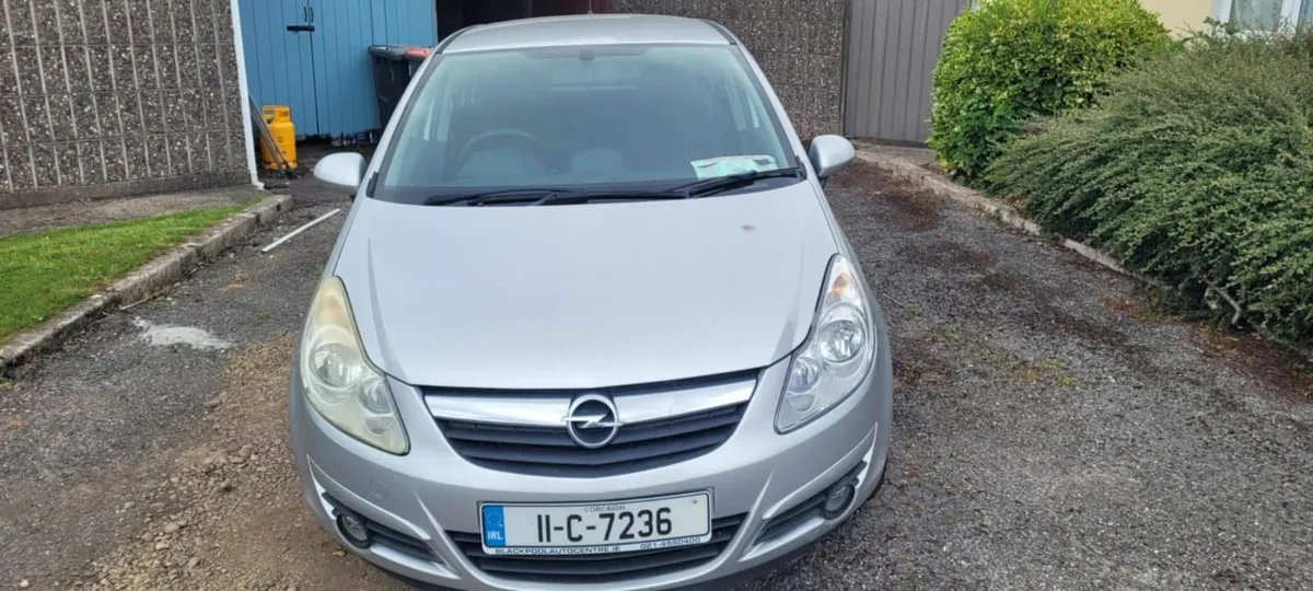 Opel Corsa 2011 - Image 1