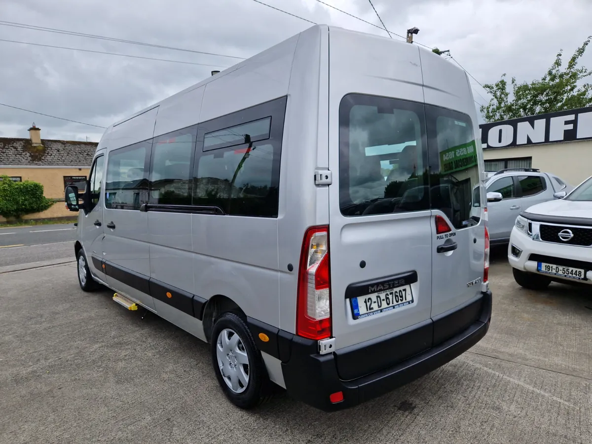 2012 RENAULT MASTER 17 SEATER MINIBUS 2.3L 125BHP - Image 4