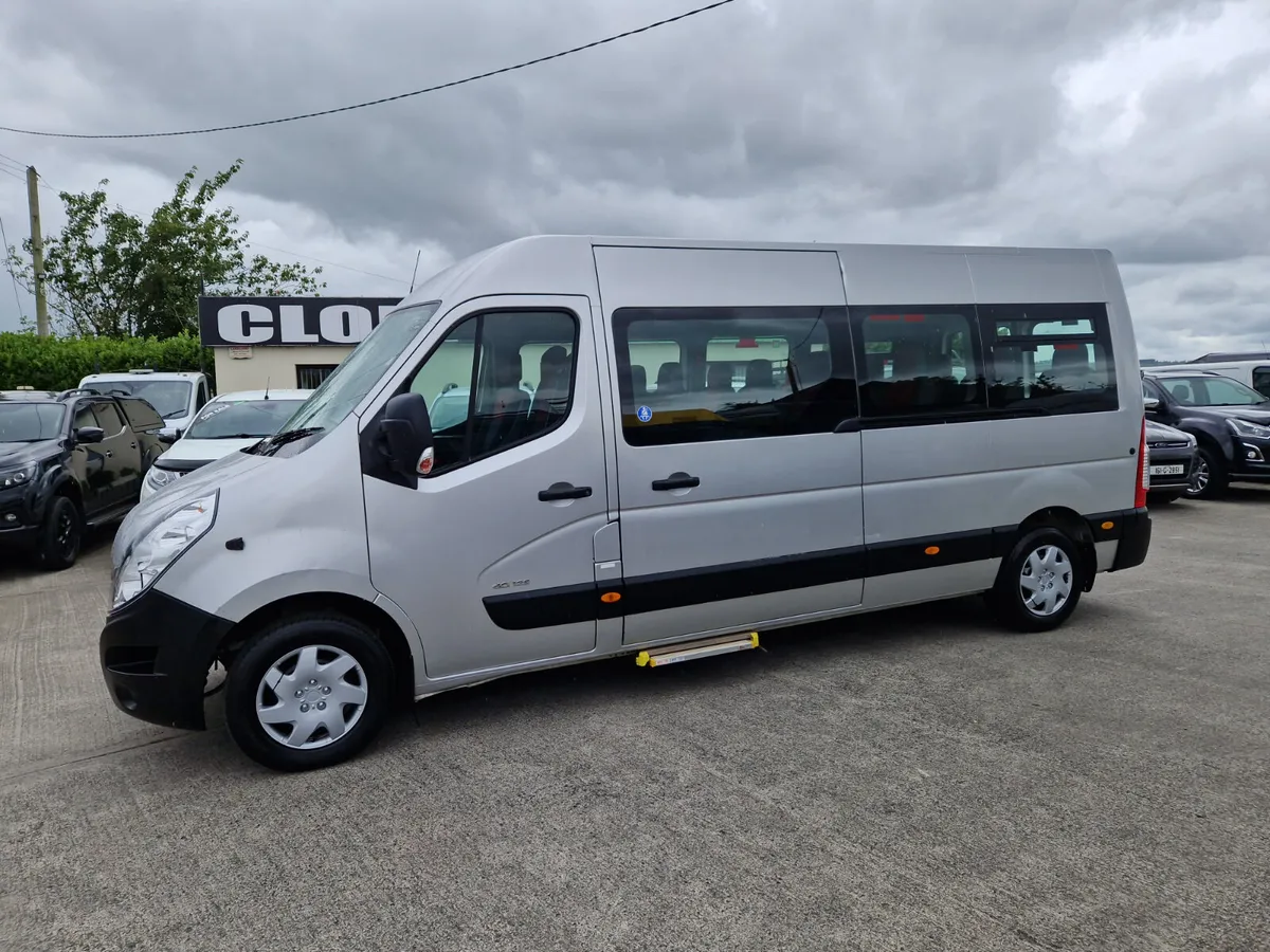 2012 RENAULT MASTER 17 SEATER MINIBUS 2.3L 125BHP - Image 3
