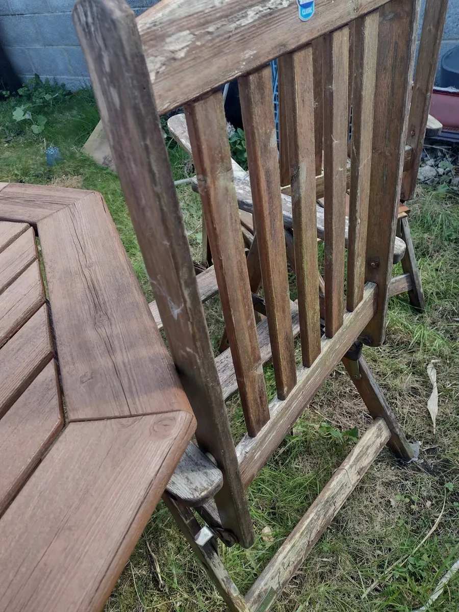 Large heavy teak garden table - Image 4