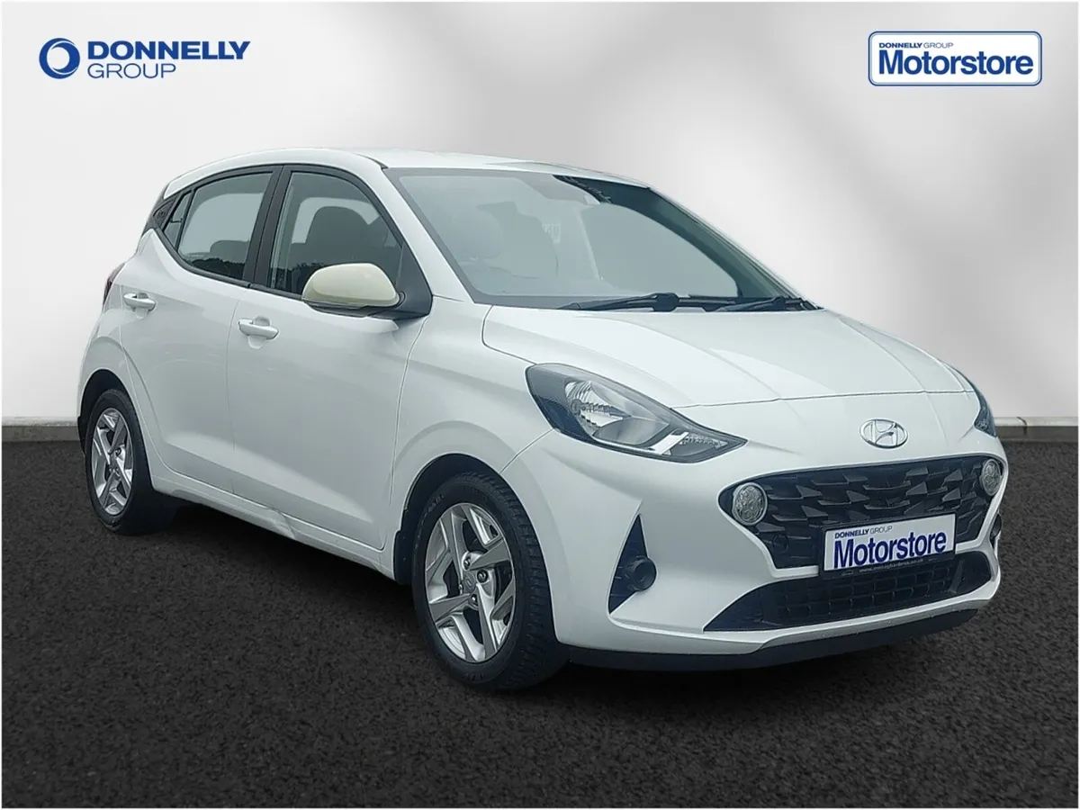Hyundai i10 Hatchback SE Connect - Image 1