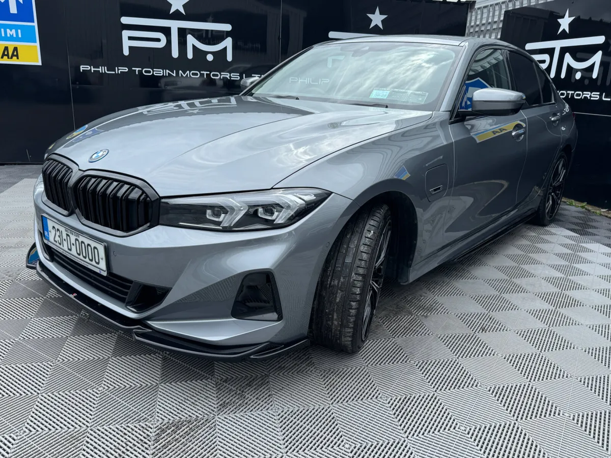 BMW 330e Sport G20 Auto LCI Model Skyscraper Grey - Image 4