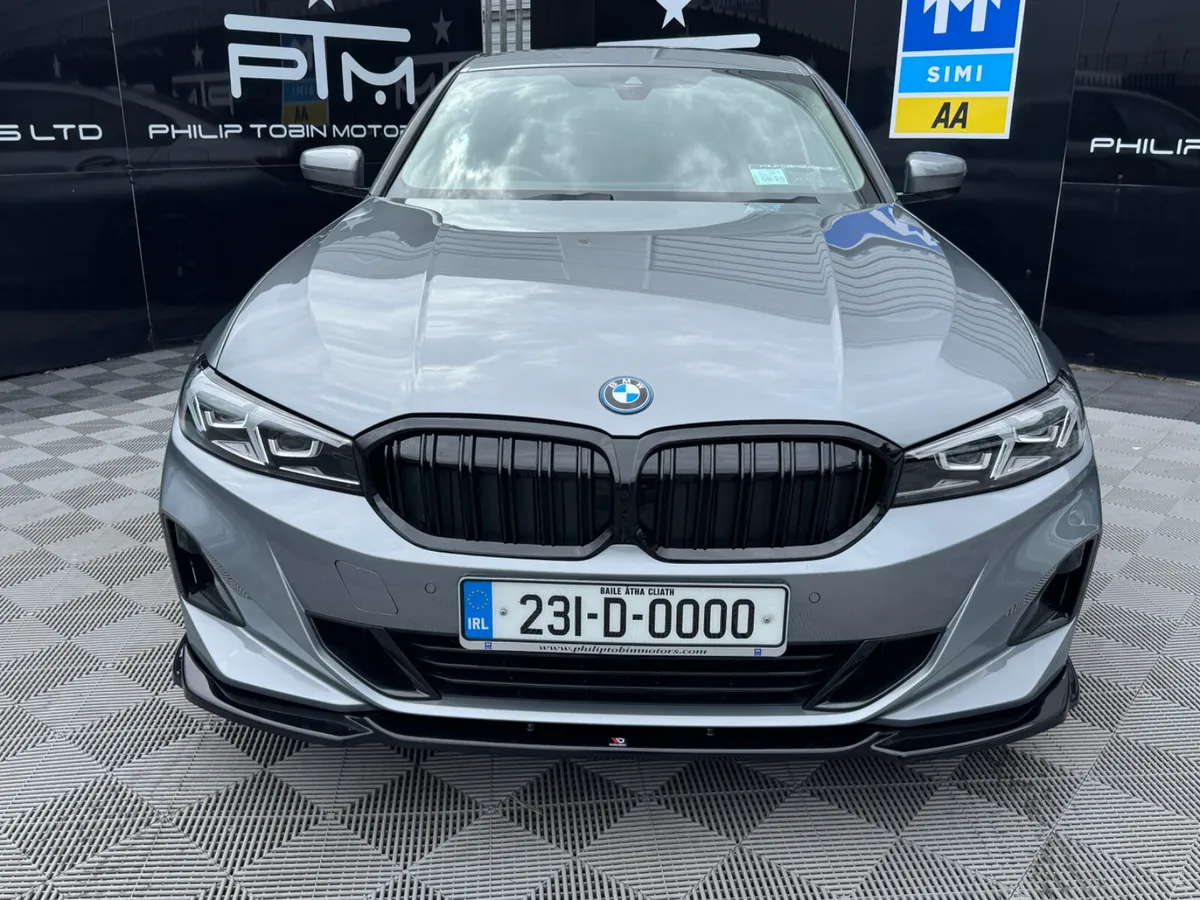 BMW 330e Sport G20 Auto LCI Model Skyscraper Grey - Image 3