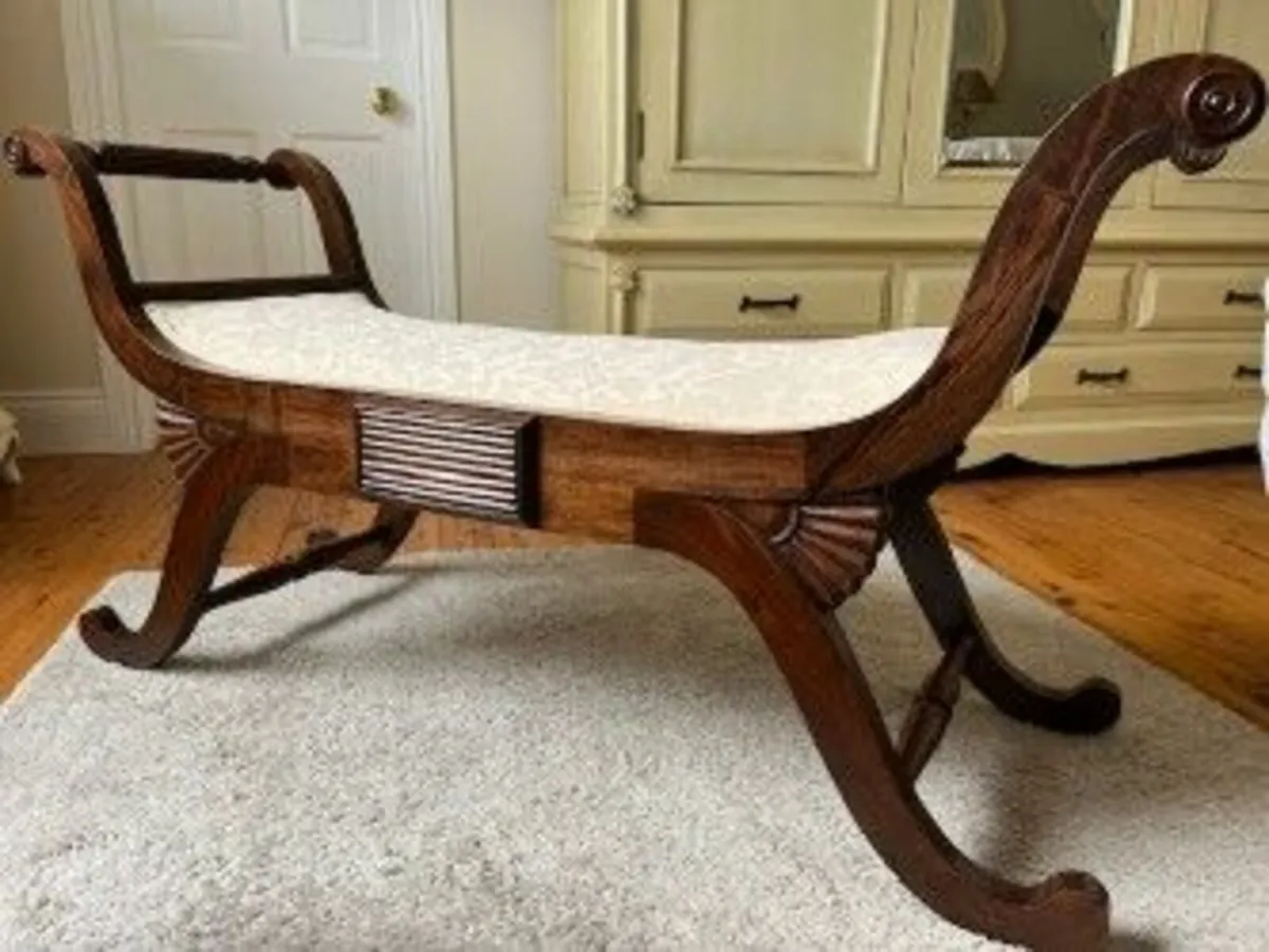 Mahogany Piano Seat - Image 1
