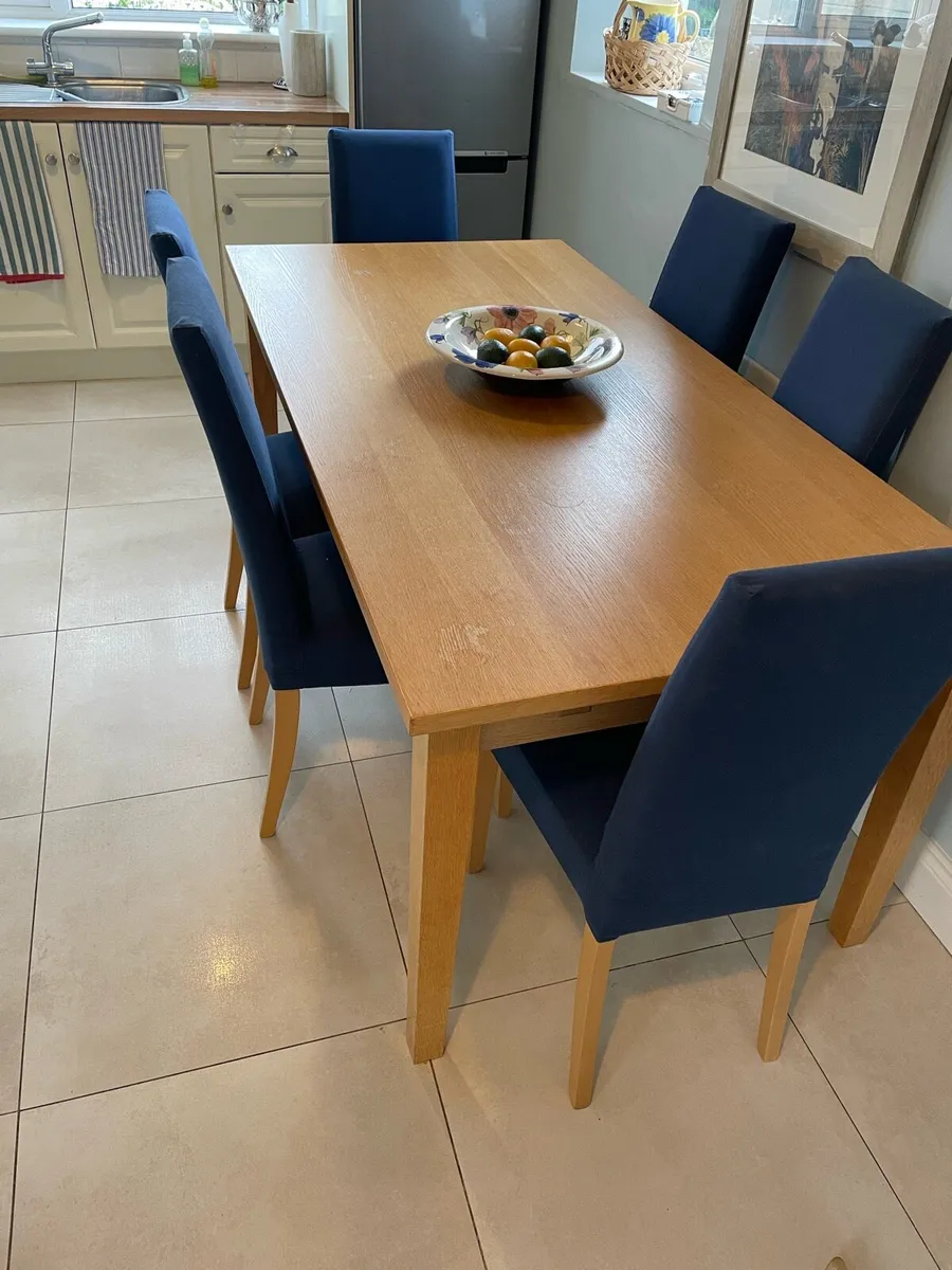 Dining table - free to take away - Image 1