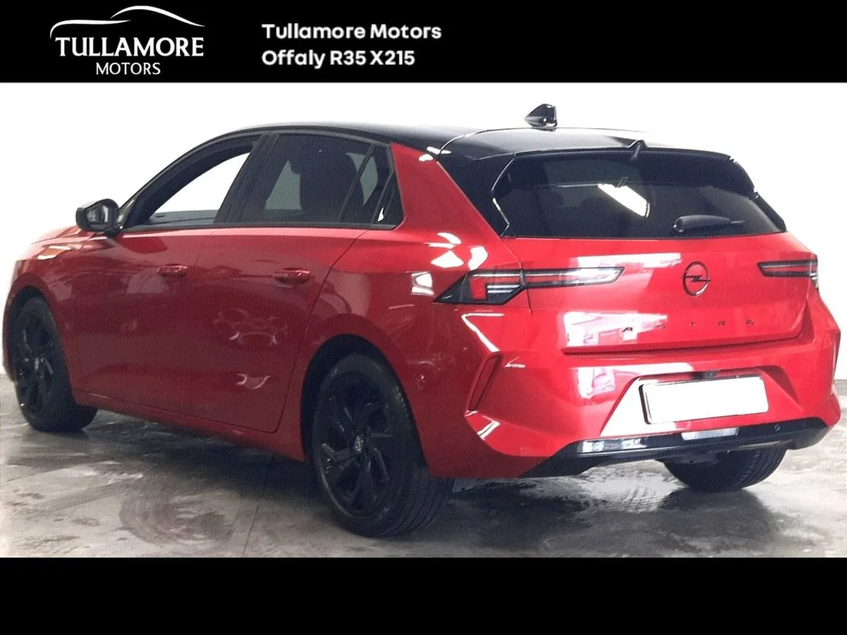 Opel Astra SRi 1.2 Turbo 130PS 6 Speed - Image 3