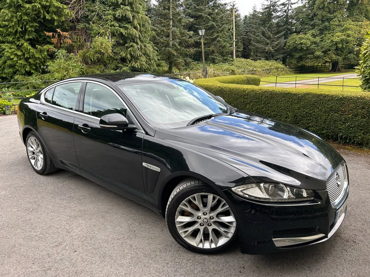 Jaguar XF 2.2D Luxury - Image 1